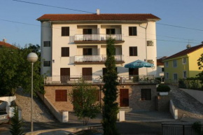 Apartments with a parking space Malinska, Krk - 19276